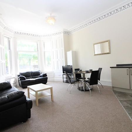 Central Two Bedroom Victorian Apartment With Free Parking Edinburgh Exterior foto