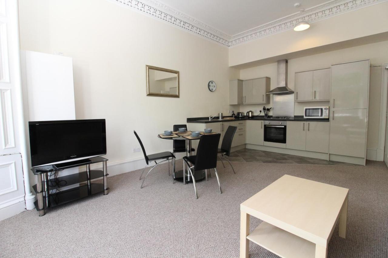 Central Two Bedroom Victorian Apartment With Free Parking Edinburgh Exterior foto